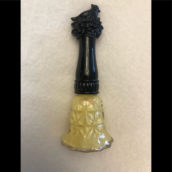 ANNA SUI Nail Colour in - Crème #N800 - Picture 2 of 8